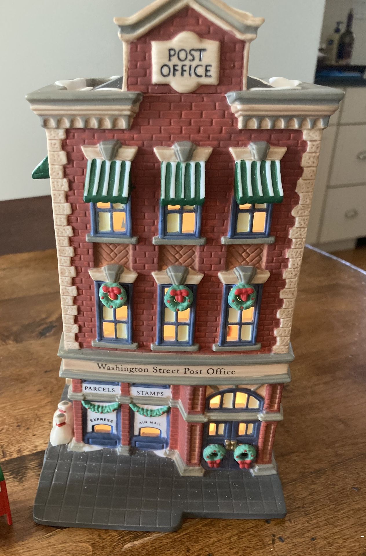 Christmas Village Dept 56 Washington Street Post Office