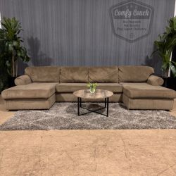 🛋️Super Soft Double Chaise Sectional Sofa (Delivery Available!! )