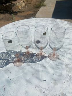 Luminarc Wine Glasses with Pink Stems – Set of 4