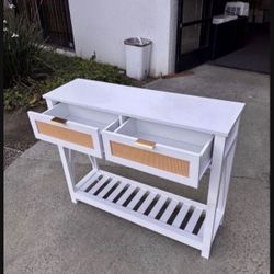 New In Box 39.3"x11.8"x31.5 White Wooden Entryway Console Table Kitchen Console Cabinet