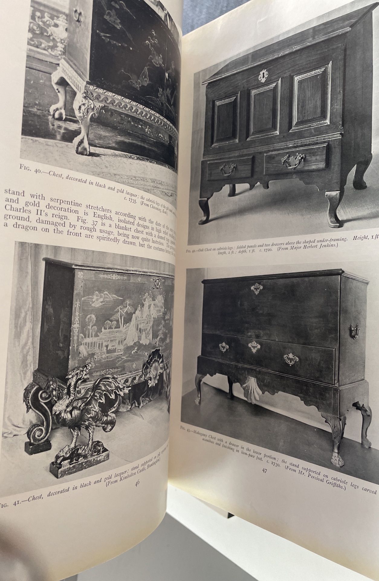 The Dictionary Of Furniture 3 Volumes)