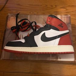 Nike Air Jordan 1 Retro High OG Black White Red High Top 
