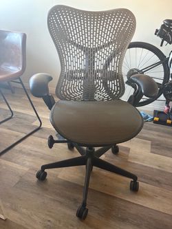 Herman Miller Mirra Ergonomic Office Chair