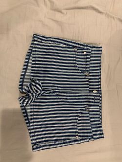 American Eagle blue and white striped shorts