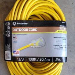 Southwire 100 ft. 12/3 SJTW Hi-Visbility Multi-Color Outdoor Heavy-Duty Extension Cord with Power Light Plug