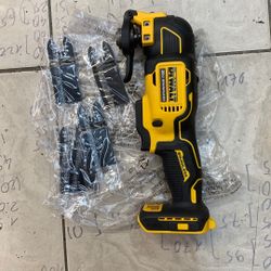 Dewalt 20v Oscillating Tool 20v Multi-tool With Some Blades 