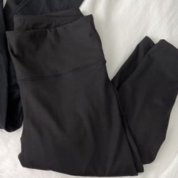 Active Woman’s Black Leggings