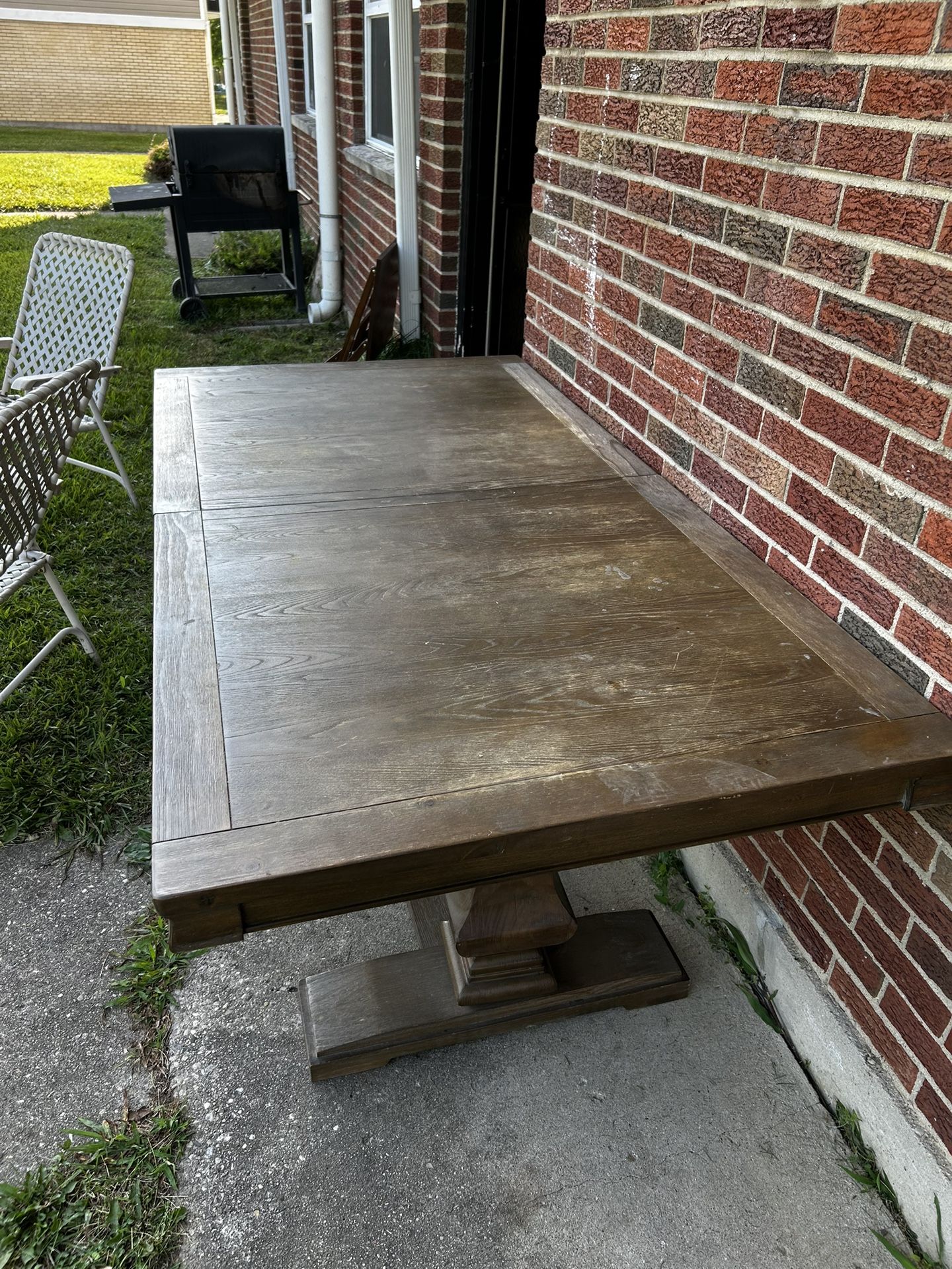 Used table