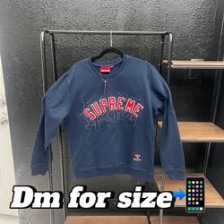 Supreme Crewnecks 