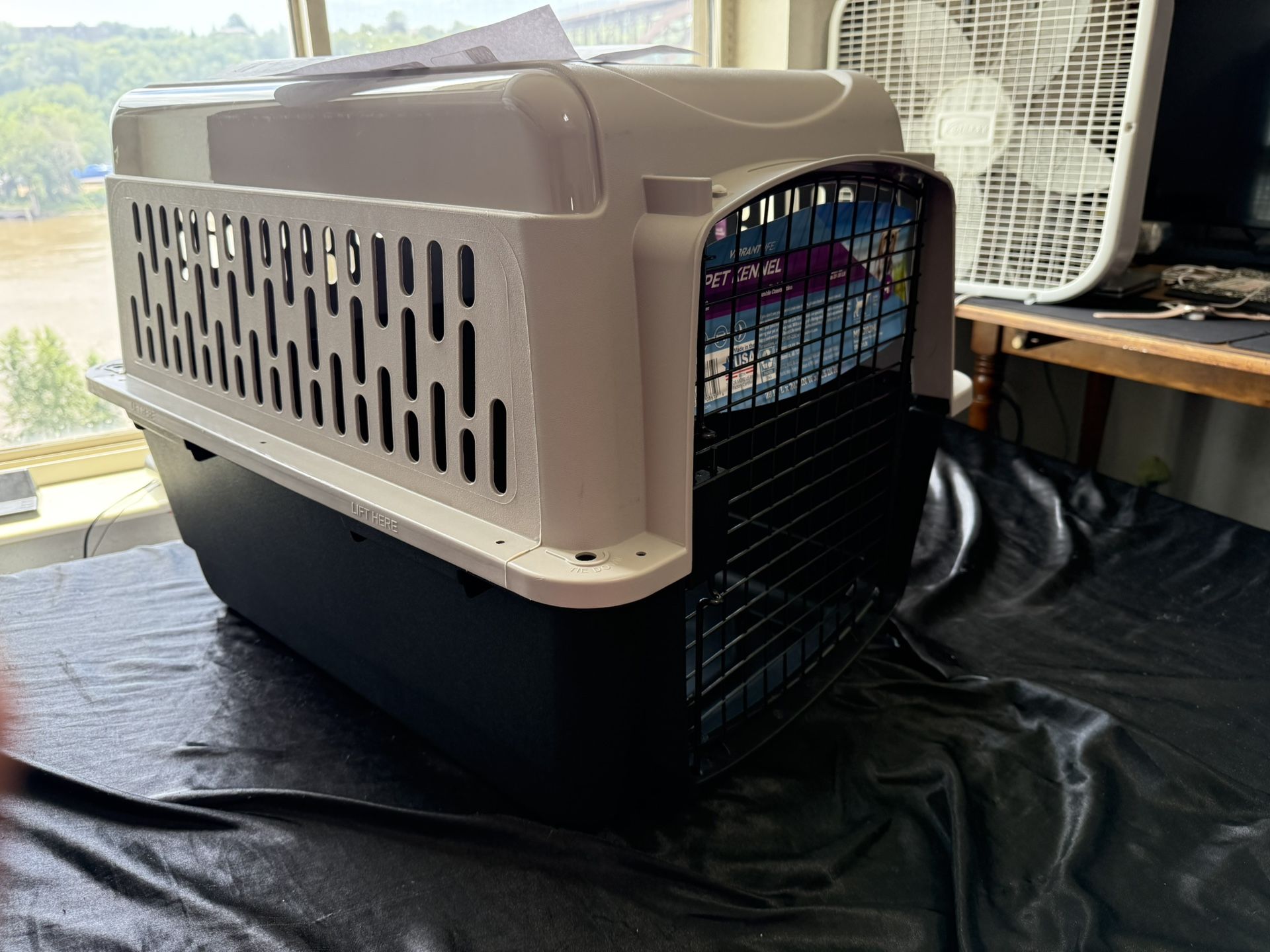 PET KENNEL" #NEW" $35