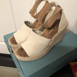 Toms Wedges, Size 8, $35