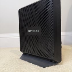 Netgear AC1900 Modem Router