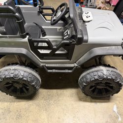 Kidzone Jeep 12V