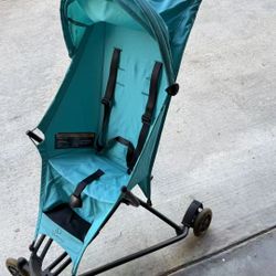 Baby travel stroller