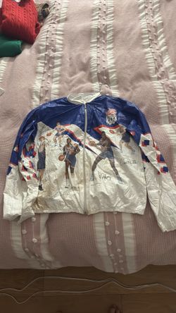 sweatshirt 1992 Kellogg’s cereal box US Olympics, basketball team