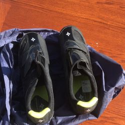Woman’s Cycling Shoes