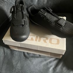 Cycling Shoes by Giro Sz 9, Euro 43