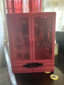 Barbie closet and accessories