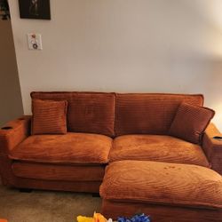 Love Seat/Foot Rest 