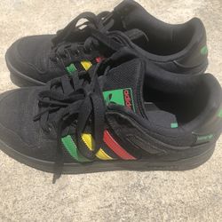 Adidas Hemp Originals Rasta Men Shoes 10.5. Like new 