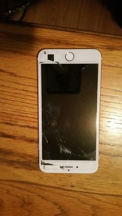 Iphone 6s plus 32gb need new screen