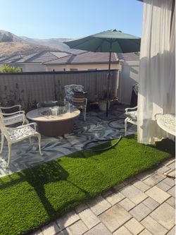 Outdoor fireplace