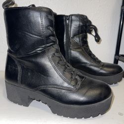 Black Boots With Laces Size 6 