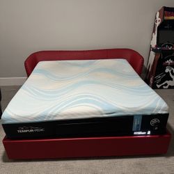 Tempur-Pedic TEMPUR-LuxeBreeze Soft Mattress