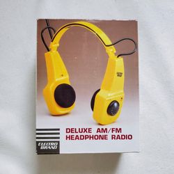 Vintage McDonald's Deluxe AM/FM Headphones Radio 