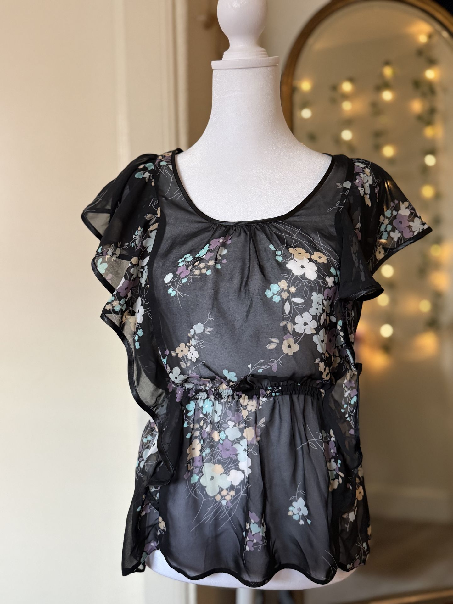 short sleeve foral top