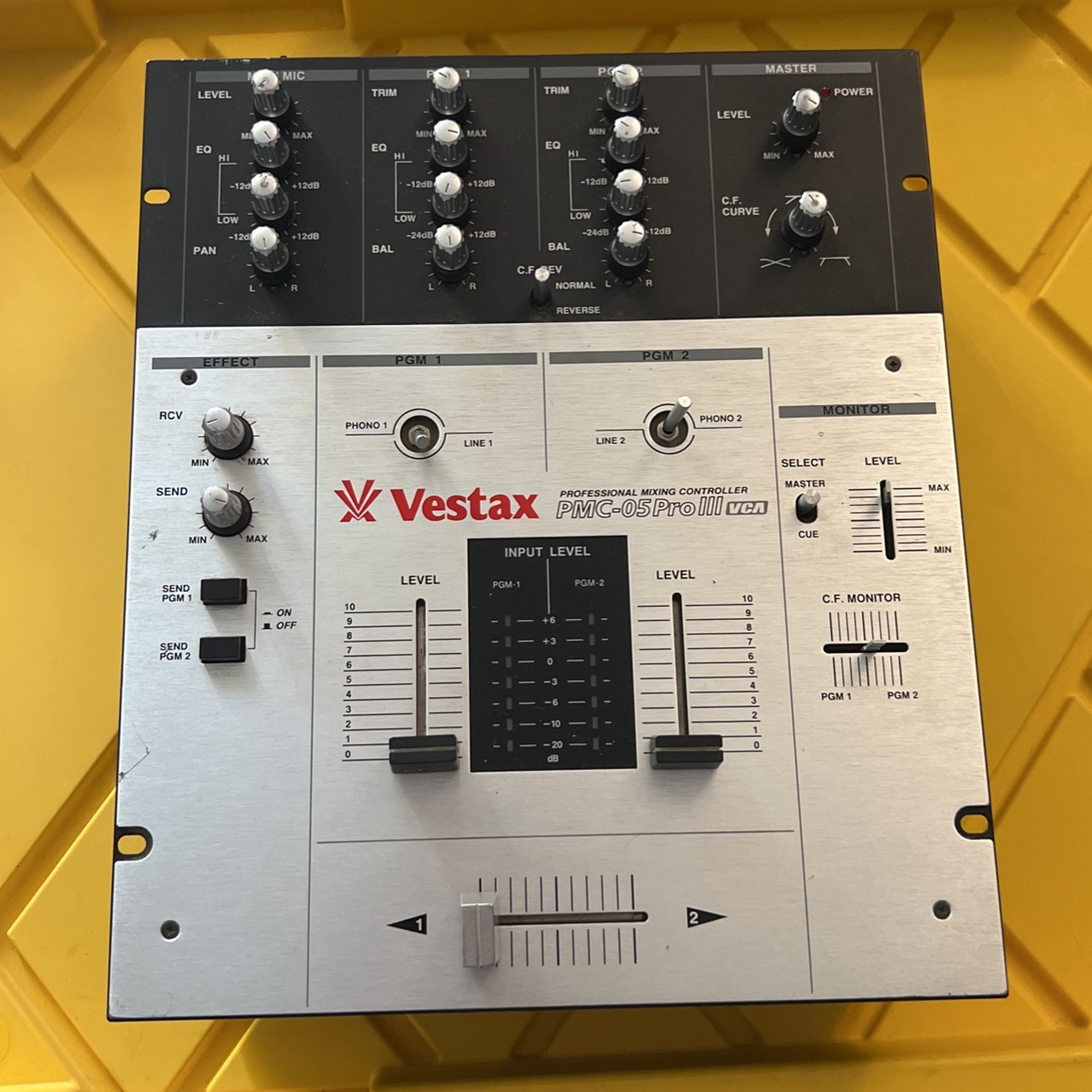 Vestax PMC-05 ProIII VCA DJ Mixer Professional Mixing Controller