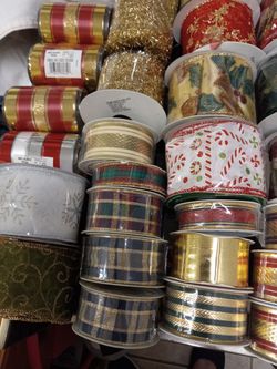 26 DIFFERENT XMAS RIBBONS