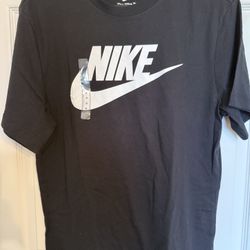 Nike T Shirt