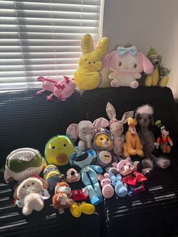 Plushies lot