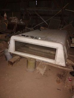 Long bed camper shell
