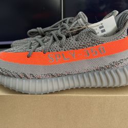 Yeezy Beluga Reflective Size 8 300