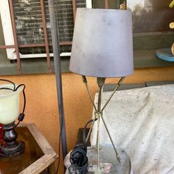 Lampara d mesa si trabaja