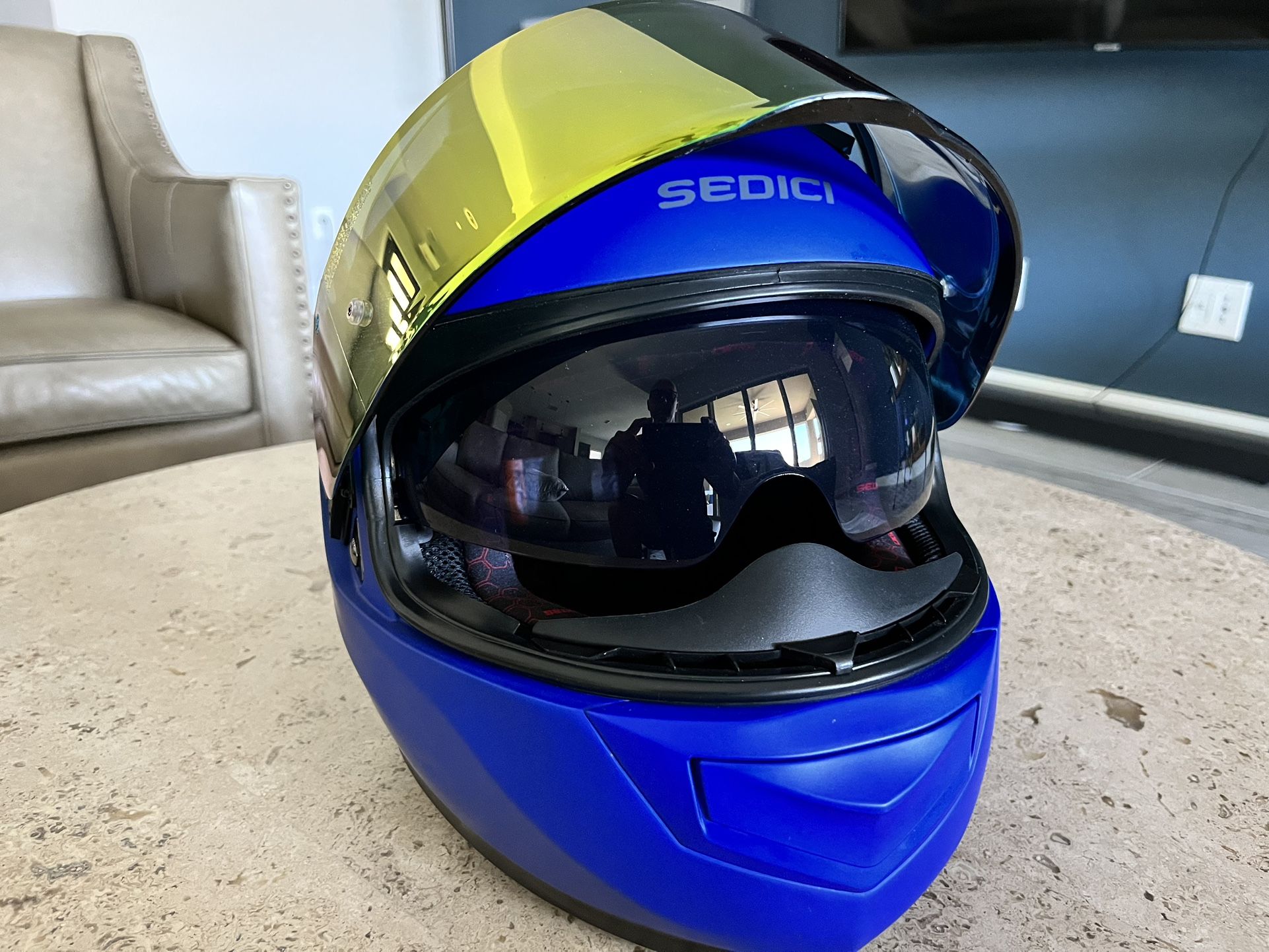 Steeler Motorcycle Helmet Size Large for Sale in Mesa, AZ - OfferUp