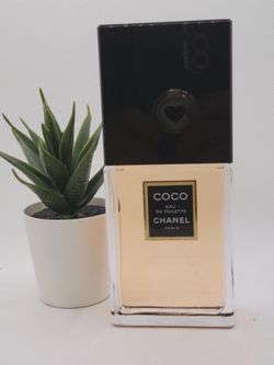 CHANEL 

COCO Eau de Toilette

3.4 fl⭐️