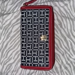 Tommy Hilfiger women's zip-around wallet