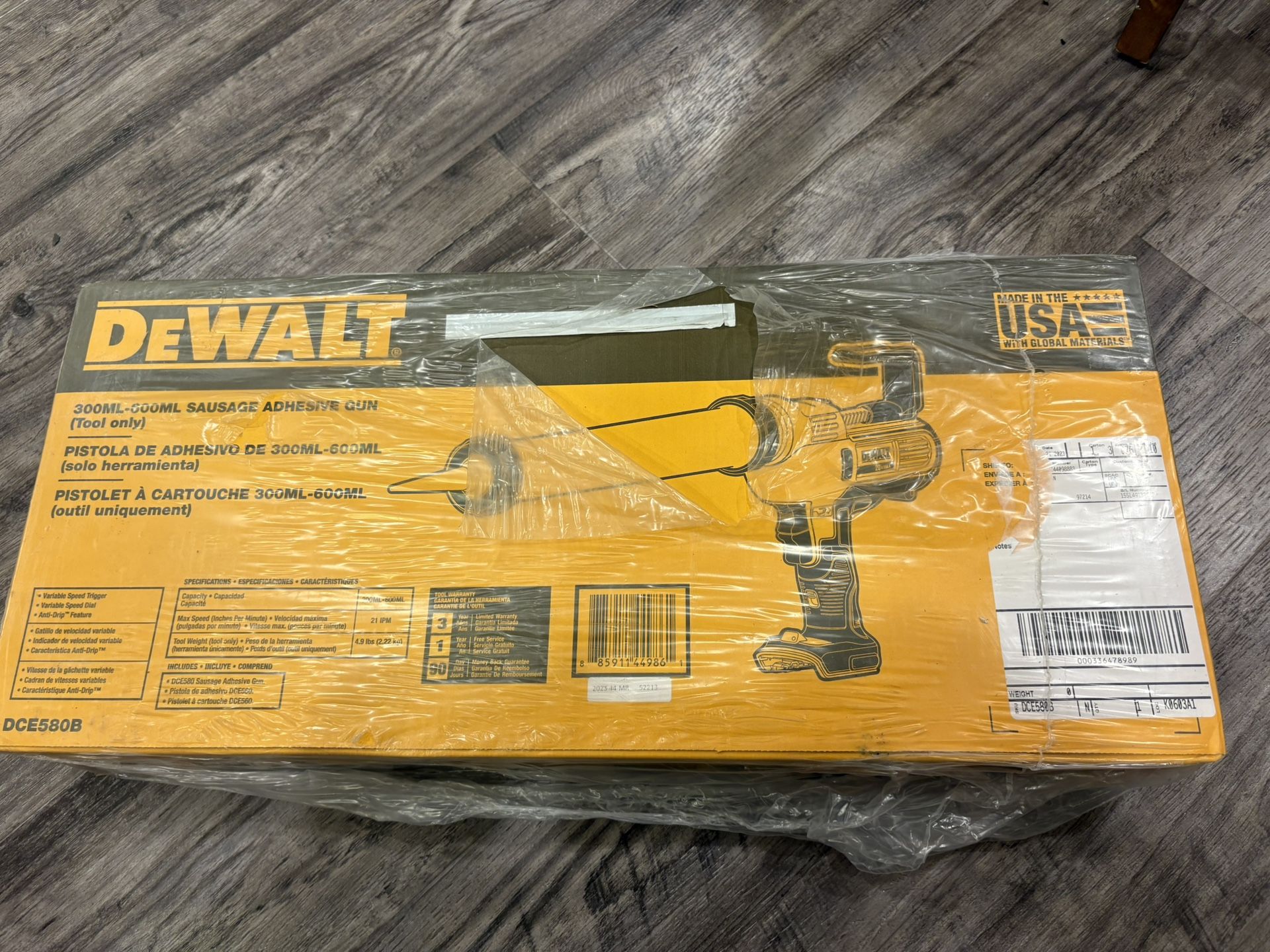 Dewalt Sausage Adhesive Gun