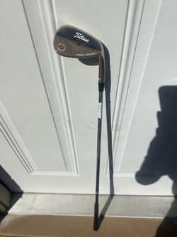 Titleist BV Vokey Design Spin Milled 52 degree 8 degree bounce Chrome Right Handed Wedge