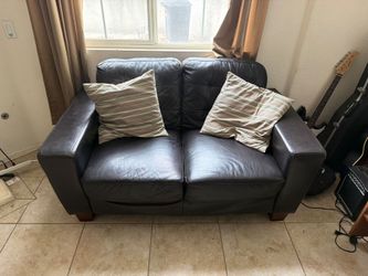FREE FURNITURE