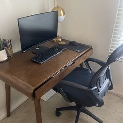 SALE WAYFAIR STUNNING COMPUTER DESK WITH LAMP $400 NOW FOR $250