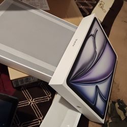 13in iPad Air Brand New In Bow W/Warranty