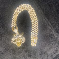 Moissanite Dialing Chain