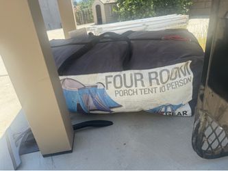 Ten person camping tent