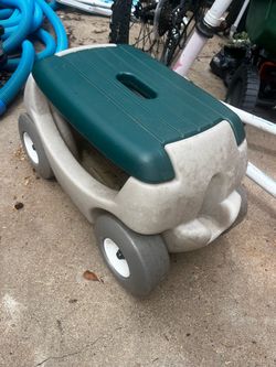 Rolling Garden Scooter Seat with Storage