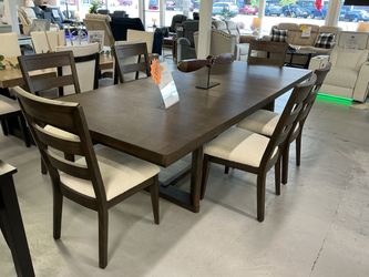7 pc dining set