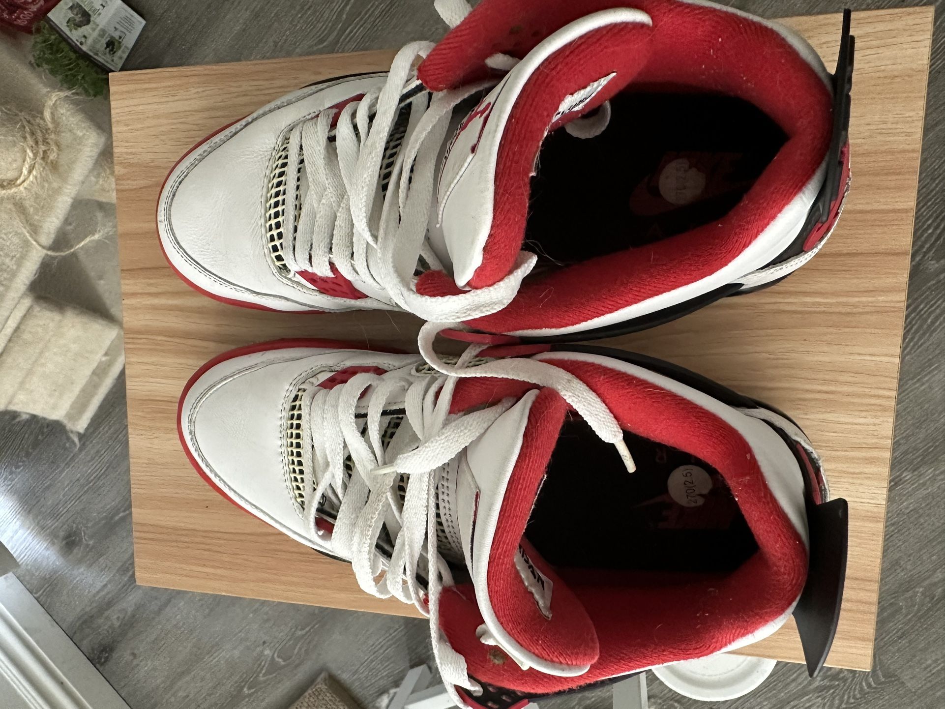 Jordan 4